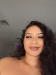 CarmelaAnthony 스트림 이미지