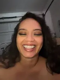CarmelaAnthony 웹캠 미리보기