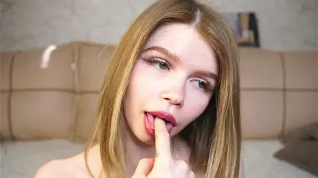 Velmessa webcam stripchat model stream image