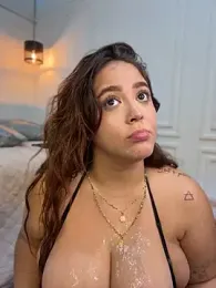 KatieShuangs webcam stripchat model stream image