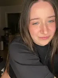 nerdynina 스트림 이미지